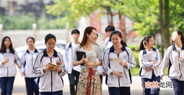 湖南高三女学霸戴宇菁：高考前夕不幸离世，最后的遗嘱让师生泪目