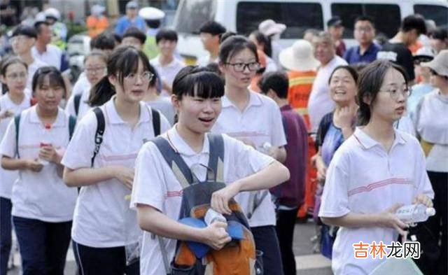 湖南高三女学霸戴宇菁:高考前夕不幸离世,最后的遗嘱让师生泪目