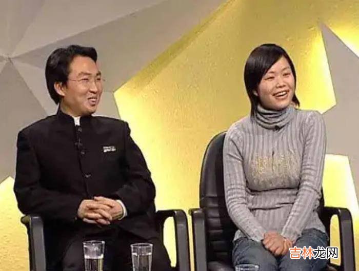 18年前那个带着妹妹上大学,感动全中国的洪战辉,后来怎么样了?