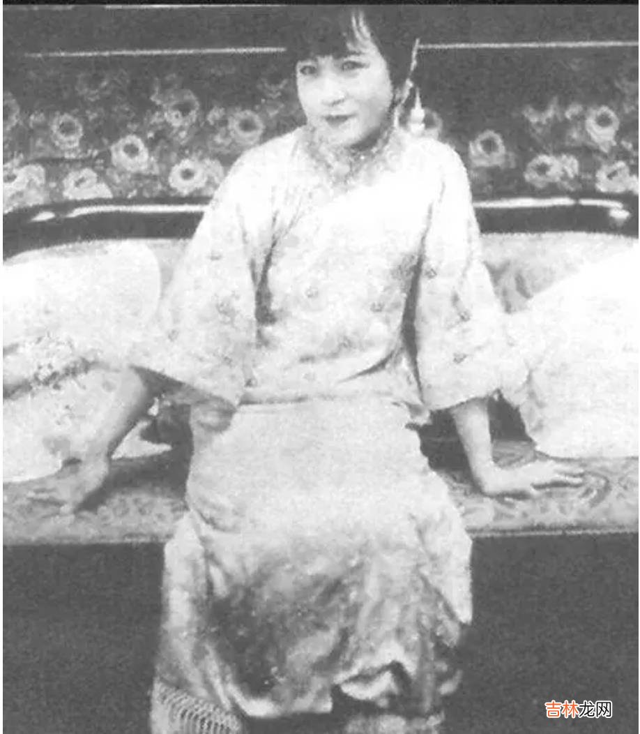 最早主动离婚女子：无过错却净身出户，与娘家决裂，她后来怎样了