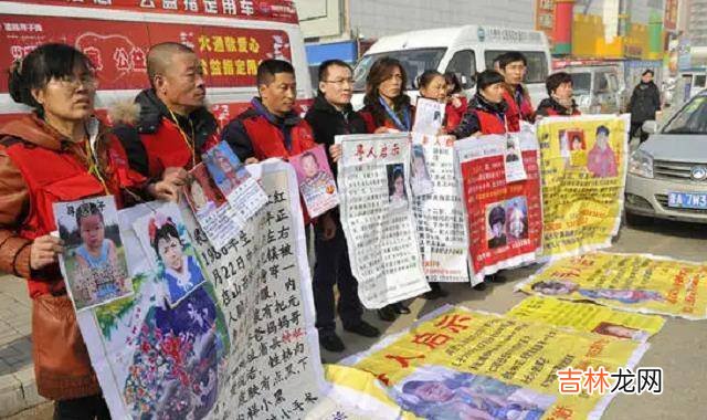 2005年，女兒放學喊陌生人爸爸，一查DNA竟是爸爸失散多年的兄弟