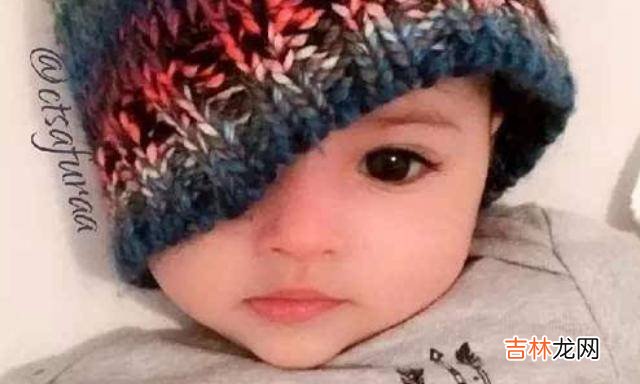 孩子如果积食严重,会有3个“异常”表现,家长快别再乱喂食了