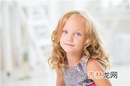 2020庚子年重阳节丑时出生的女孩子该怎么起名？