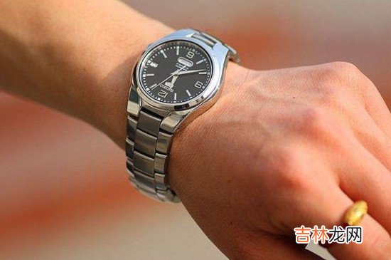 晚上睡觉要不要摘手表