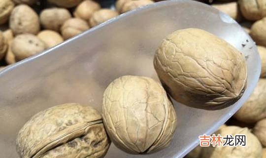 雌激素决定女性魅力？哪些食物有助平衡雌激素，增加女人味？