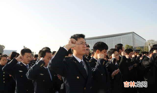 2009年80后和尚走红，被称当代帅唐僧，粉丝出400万豪车买断余生