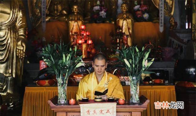 2009年80后和尚走红，被称当代帅唐僧，粉丝出400万豪车买断余生
