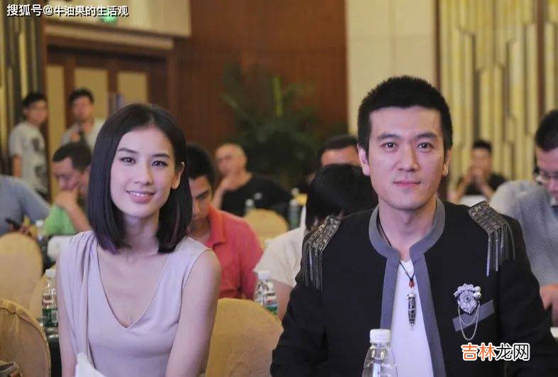 黄圣依杨子深陷离婚传闻，疑用藏头诗告别，男方删除恩爱日常