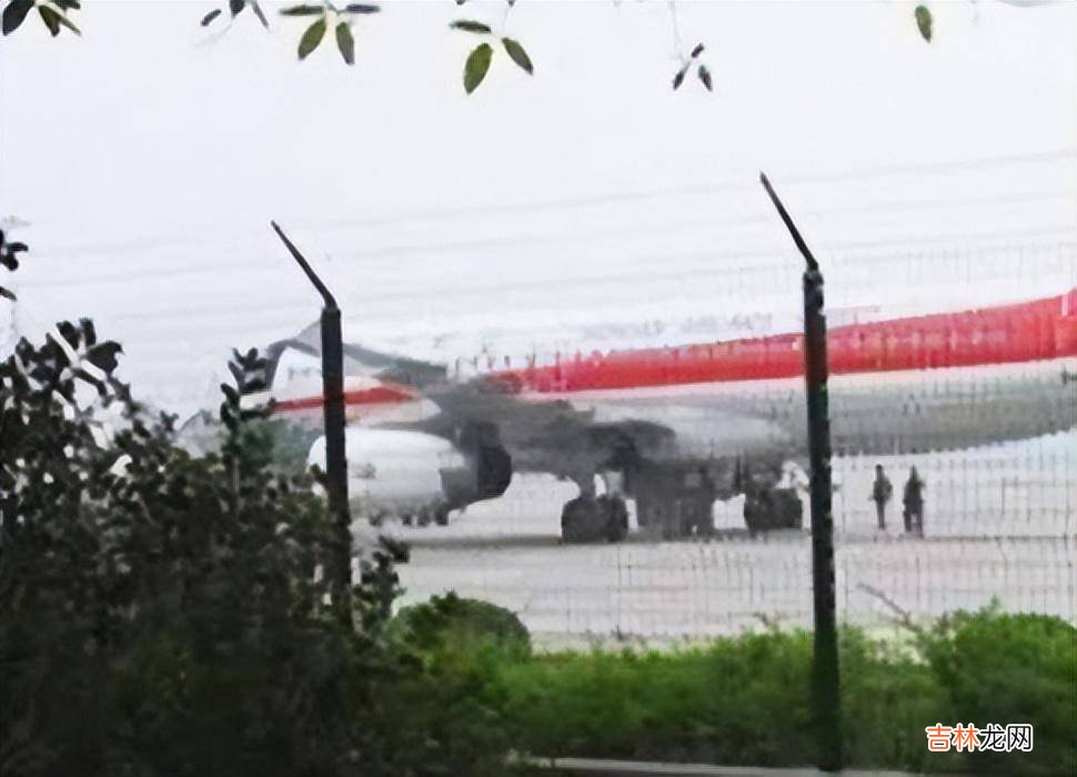 18年前，14岁湖南男孩扒飞机在万米高空飞行1.5小时，后来怎样了