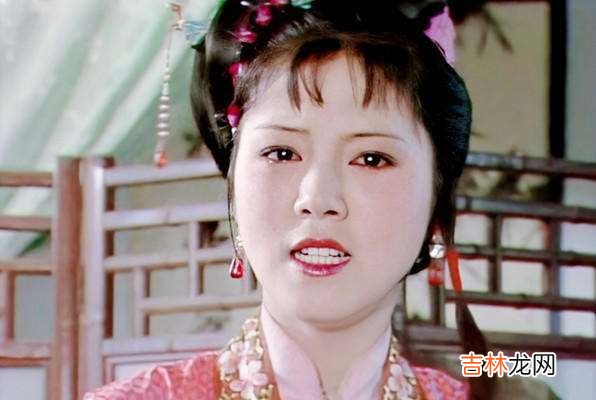 袭人的婚姻先甜后苦，丈夫出走，她沦为乞丐，死后被破席卷身埋掉