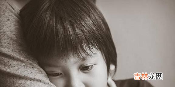 儿子被拐3年，母亲再见到时却拒绝相认，网友：太机警