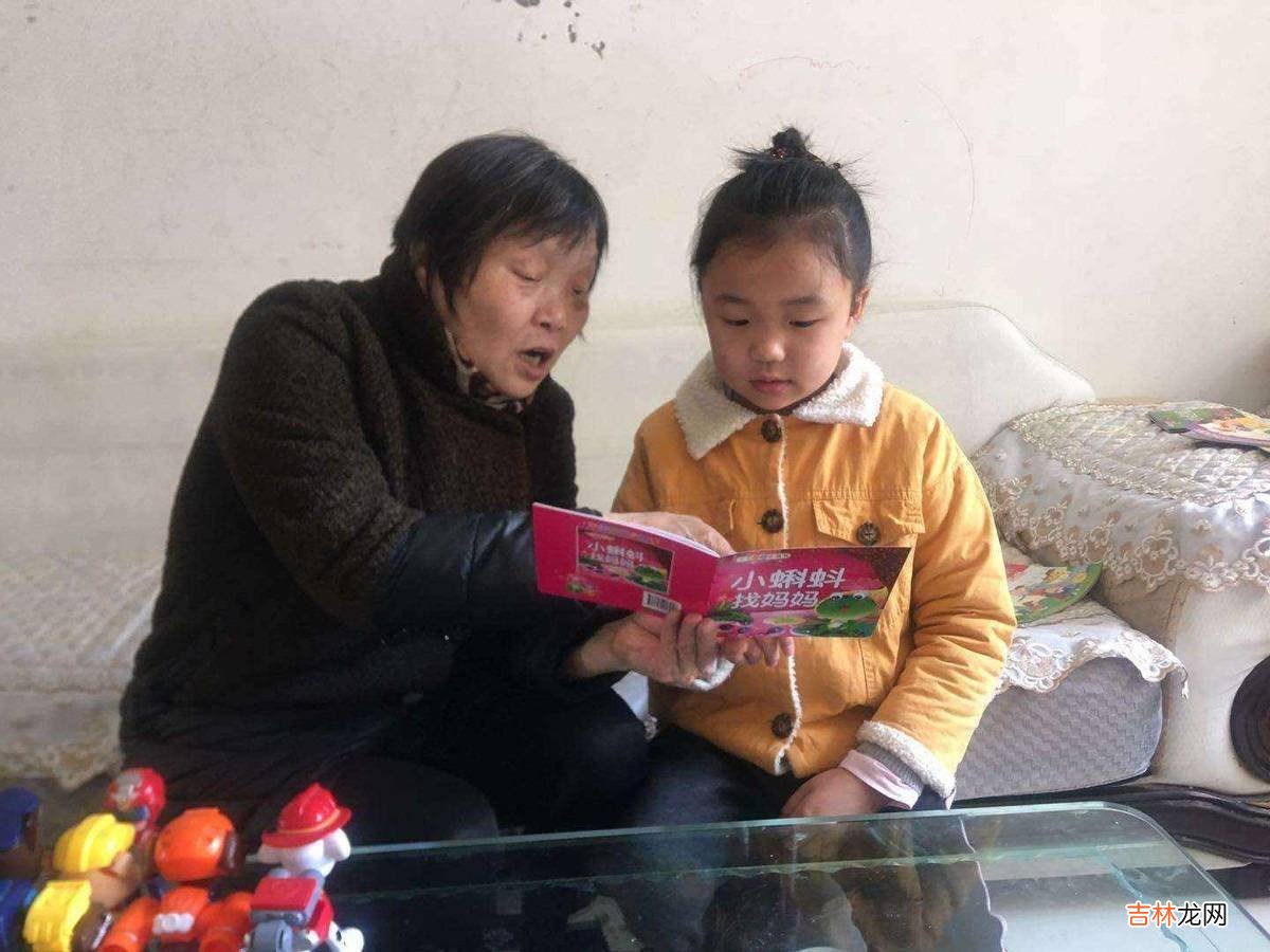 睡前半小时,家长坚持带娃做3件事,时间长了会有大“惊喜”