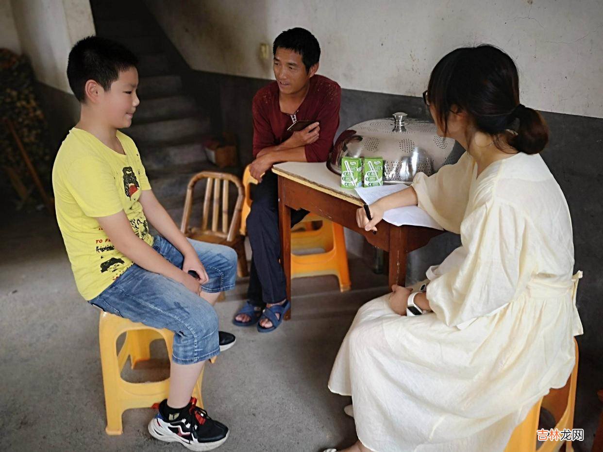 儿子一旦到了青春期，父母就要这样引导，男孩才不会被“养废”