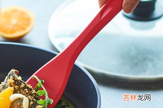 硅胶铲子遇高温有毒么