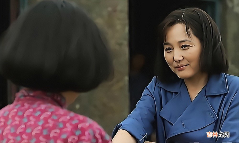 《父母爱情》安欣老年,回味一生得失,都藏在那意味不明的一笑里