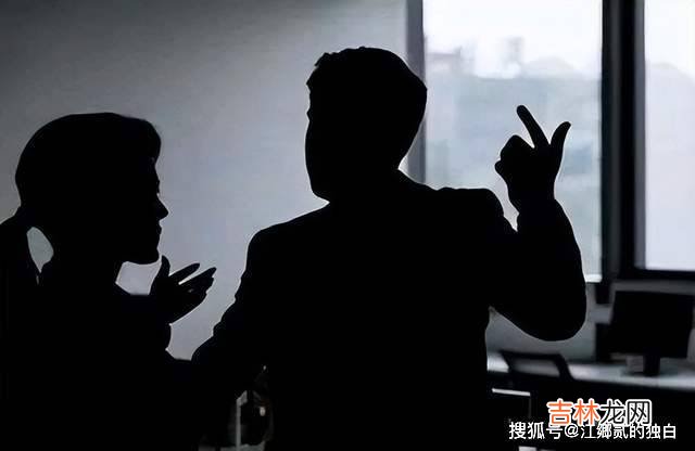 湖南一男子查出女儿不是亲生,两次起诉离婚获批,39万赔偿被驳回