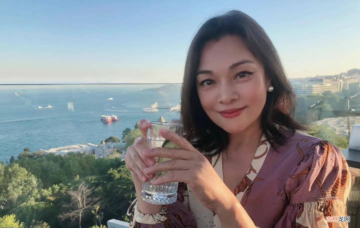 演员史可：二婚嫁给国外丈夫，在家也不做饭，如今她还好吗？