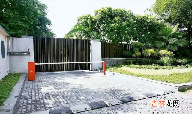 最新亚洲女首富曝光：15岁嫁给姐夫，带9娃，曾36年足不出户