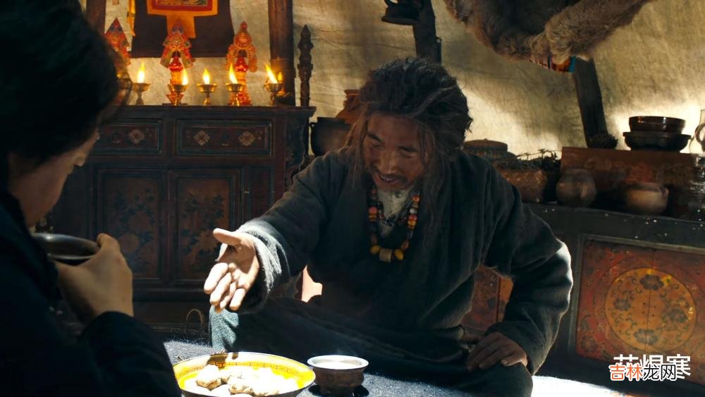 《昆仑神宫》里的“阿克”还是《鬼吹灯》中的“天授唱诗人”吗？