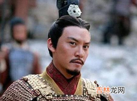 大战在即主将因媳妇而内讧，一路追杀，一向暴戾的皇帝竟然尴尬了