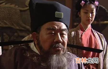 大战在即主将因媳妇而内讧，一路追杀，一向暴戾的皇帝竟然尴尬了
