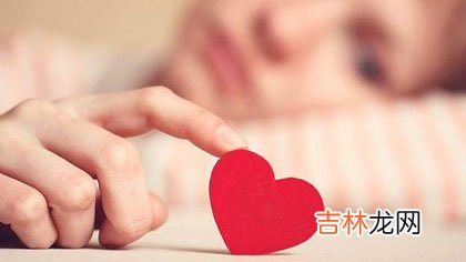 都说谈钱伤感情 都说谈钱伤感情，不要说外人了，就算是自己女朋友，心里也会膈应