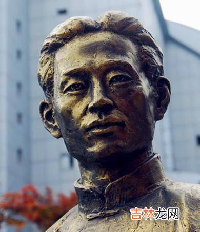 著名翻译家朱生豪：生性木讷，给老婆写十年情诗却肉麻到让人脸红