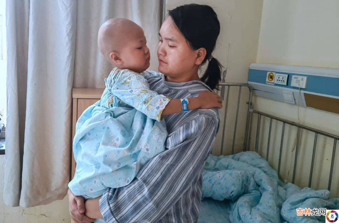 女儿频繁腹痛，说肚子里有虫咬她，妈妈带她去检查竟是一条不归路