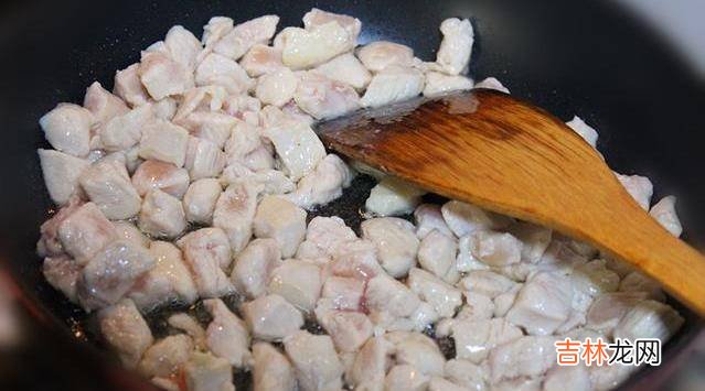 鸡肉和“它”是绝配，女人不要放过它，不仅美容养颜，还能瘦身