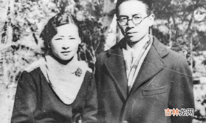 民国往事：三大才女一台戏，争抢渣男遗物八宝箱，里面有什么？