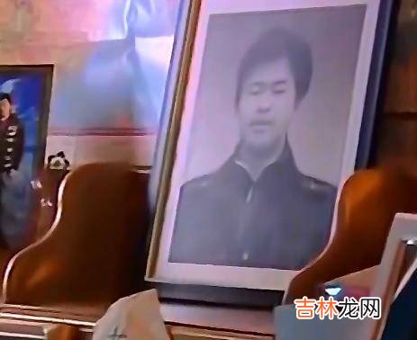 大学生被打得重伤身亡,抢救20多天都没睁眼,临终前却突然睁开眼