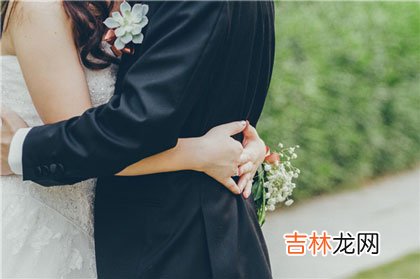 作为一个男人来讲 放心吧无论你变成什么样子，我都会紧紧的拉着你的手与你一起到老