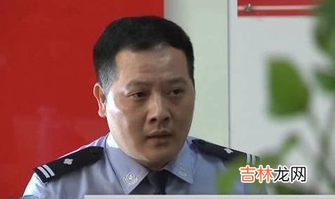 兄弟俩跟一个女人谈恋爱，直到弟弟死亡后，事情才真相大白