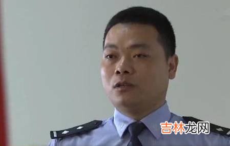 兄弟俩跟一个女人谈恋爱，直到弟弟死亡后，事情才真相大白