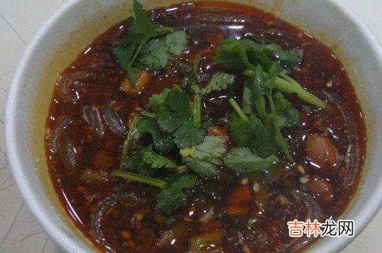 酸辣粉放的豆是什么豆