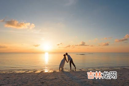 在爱到来的时候 爱到来的时候，都会想着，要释放自己的爱，表达自己的情