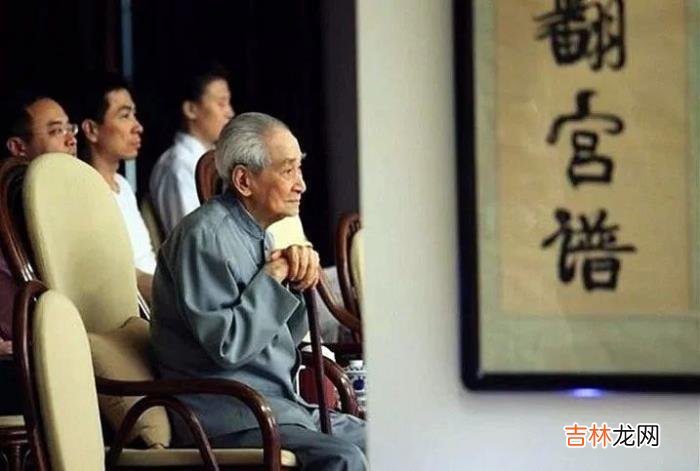 曾有科学研究表明：人的一生差不多会遇到2000万人左右 一个没有好的德行加持的人，纵使人前显贵，人后也必定要受人唾弃