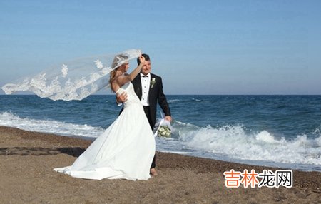 运势预测,2020年农历七月结婚嫁娶吉日推荐,2020结婚对联大全解析！