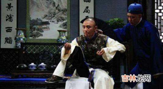 她是雍正晚年喜爱的妃子，儿子却不断向她要钱，连乾隆都看不下去