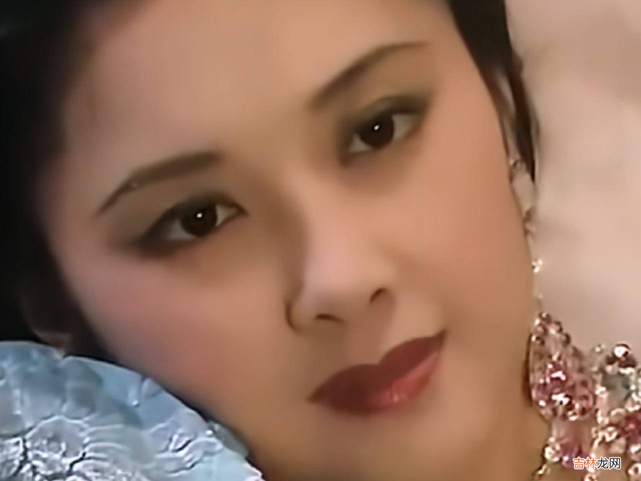 难怪唐僧不收白龙马为徒，你看看如来手里拿着啥？