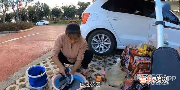 过去两年,丈夫至今没说一句抱歉...