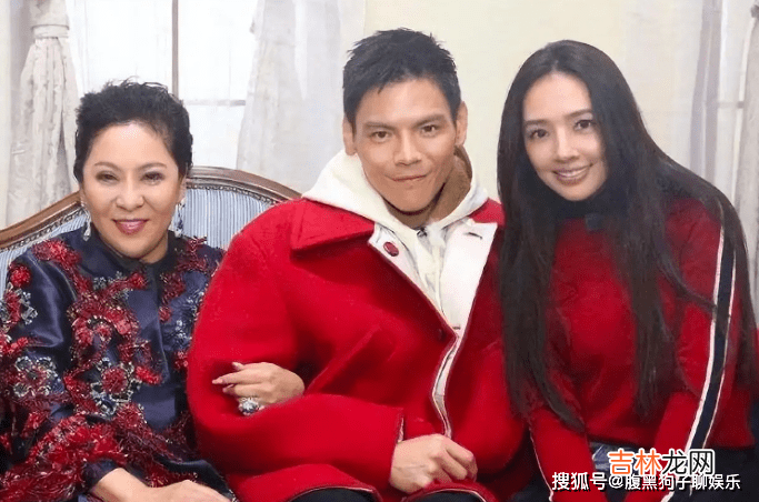 郭碧婷与公婆为女儿庆生，儿子也一起办百日，全家福唯有向佐缺席