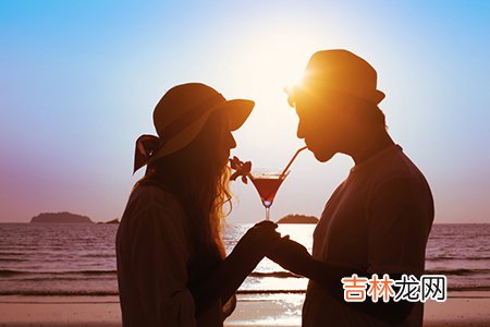 在线算命大全,测婚姻算命：容易自作多情的女命八字