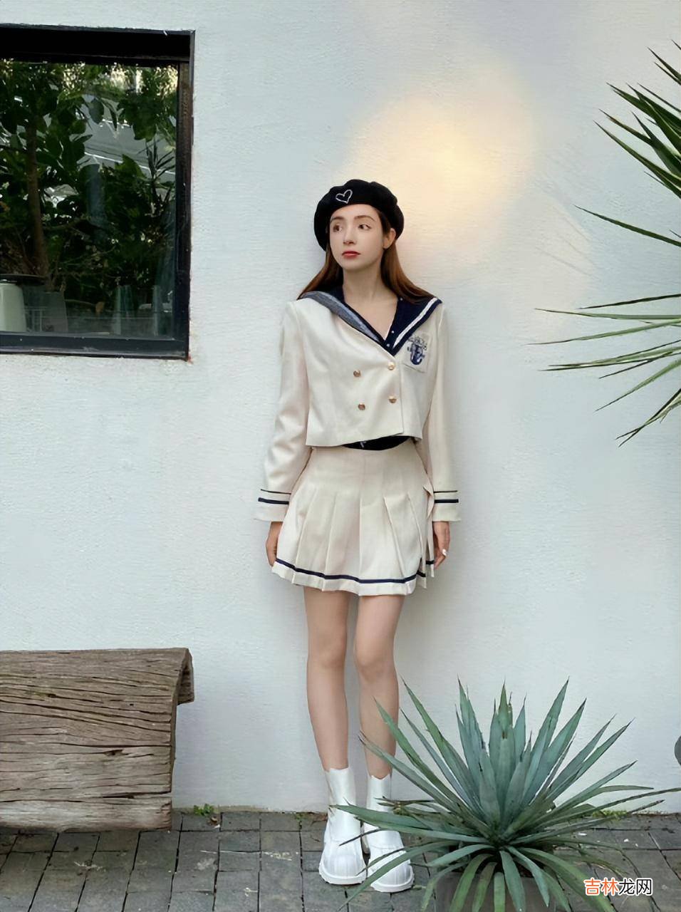 姜潮重阳节晒儿子，3岁丹尼尔请伙伴做客，精心打扮去买菜好可爱