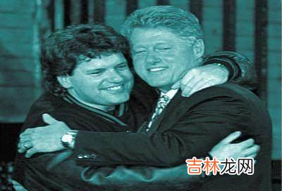 一美国总统卸任前，他竟特赦了同母异父弟，将其“犯罪档案”吊销