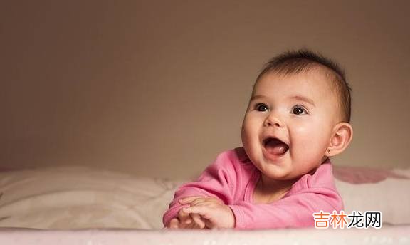 孩子上幼儿园却“丢了”玉坠,奶奶大闹后,结果孩子被“劝退”