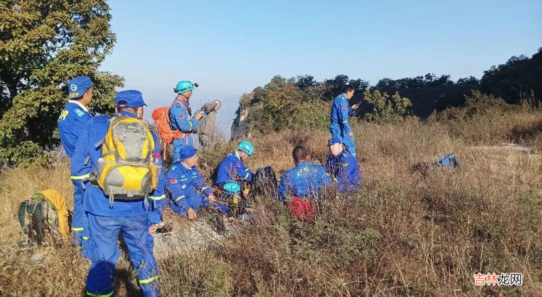 10人被困山上，其中4名小孩……这类事件假期频发