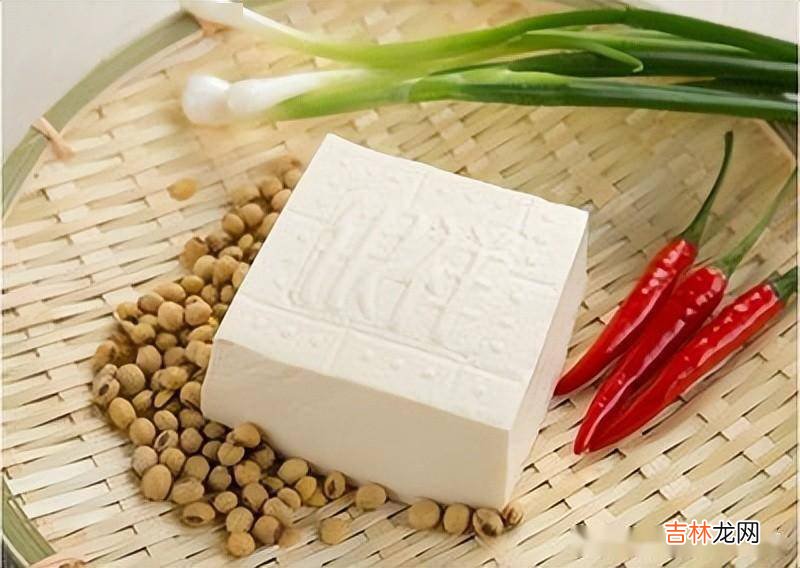 女人更年期别太过节俭，常吃这六种碱性食物，补充雌激素显年轻