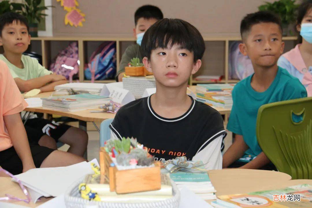 彭文学：青青园中葵，勃勃向阳生——向着明亮那方