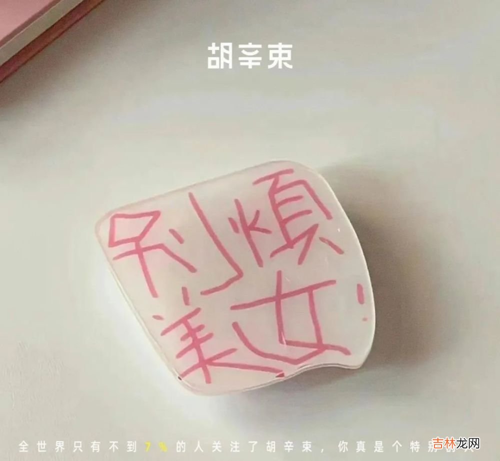跟男友旅游N次，一张好看的照片都没有。